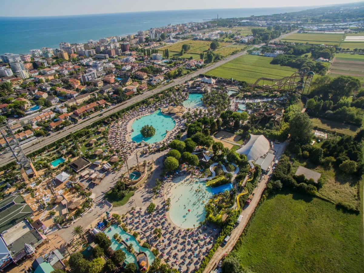 Semiramis Lägenhet Lido di Jesolo Exteriör bild